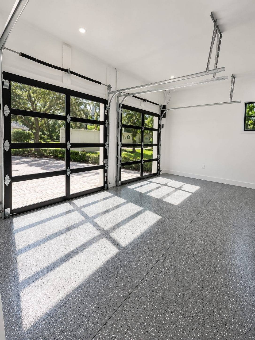 Winter Park Home – Garage